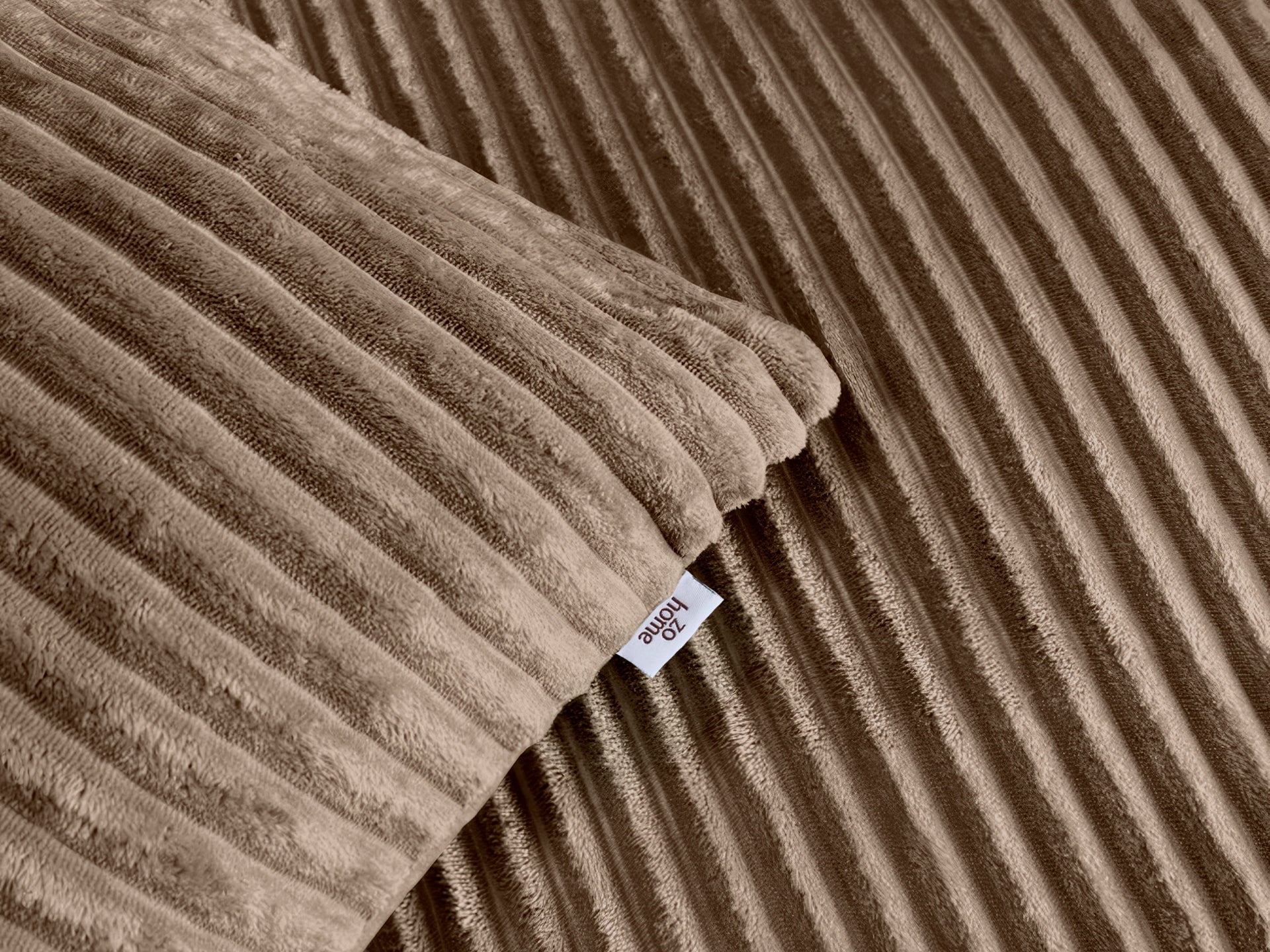 Zohome Dekbedovertrek Pile di Ribcord Real Taupe - 100% Microvezel - sfeer/detail 2