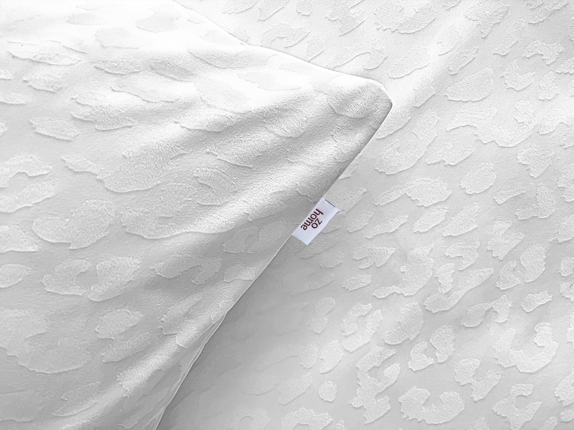 Zohome Dekbedovertrek Leopardo White - 100% Microvezel - 200x200-220 cm