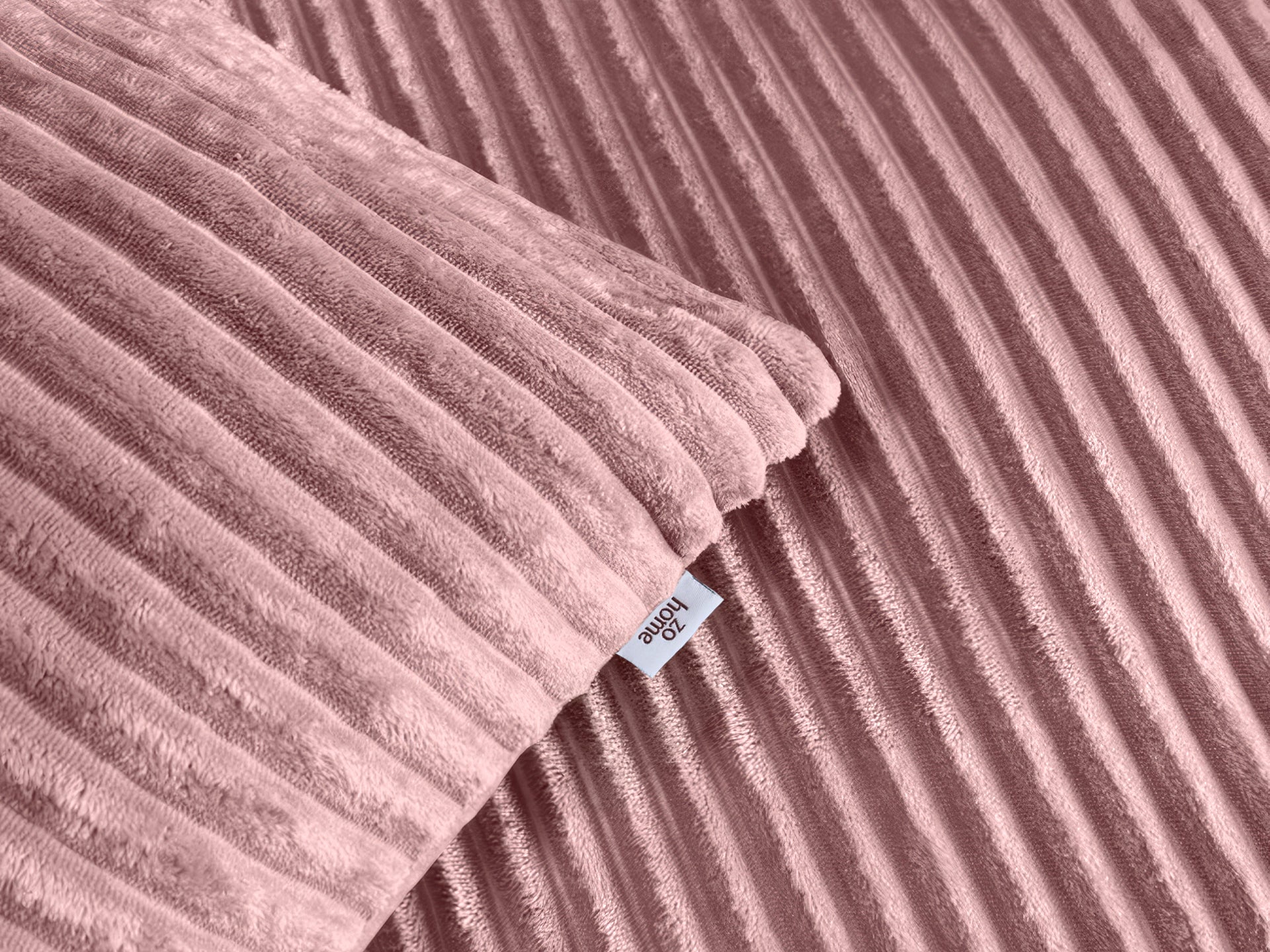 Zohome Dekbedovertrek Pile di Ribcord Shady Pink - 100% Microvezel - sfeer/detail 2
